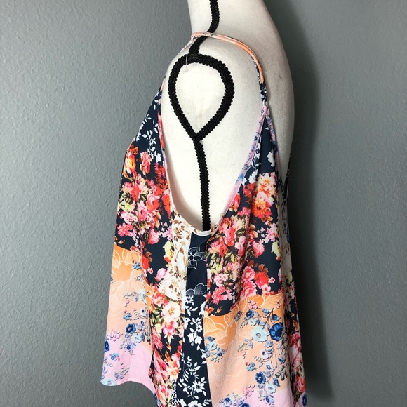 Patchwork Floral Tanktop - Picture 3 of 6